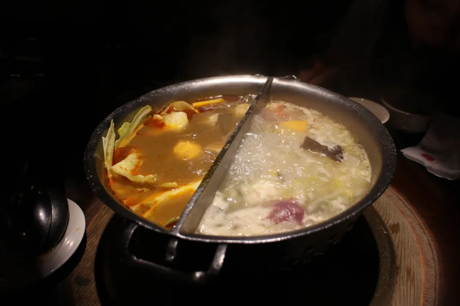 Taiwanese hot pot
